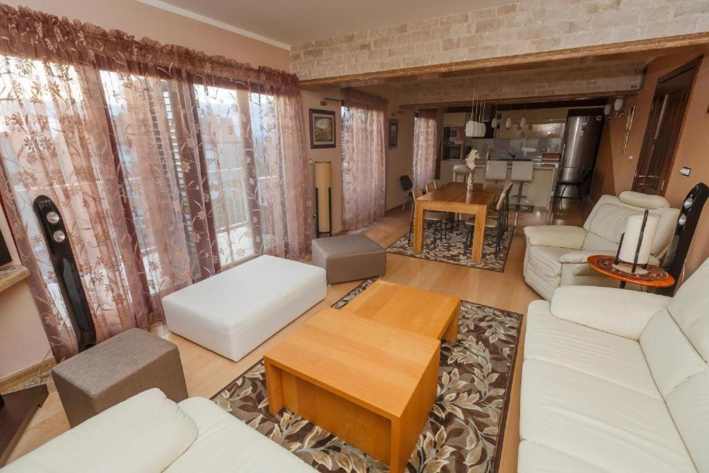 Luxury Apartments Near Bacvice Beach 斯普利特 外观 照片