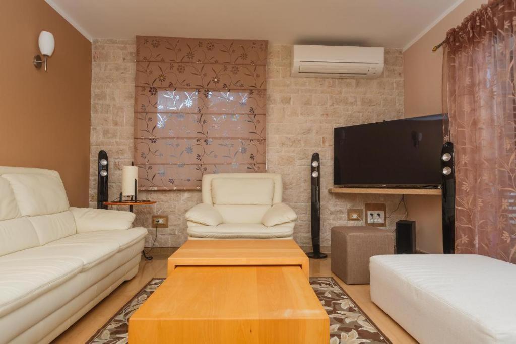 Luxury Apartments Near Bacvice Beach 斯普利特 外观 照片