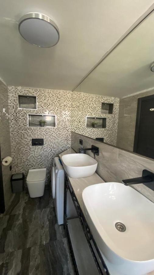 Luxury Apartments Near Bacvice Beach 斯普利特 外观 照片